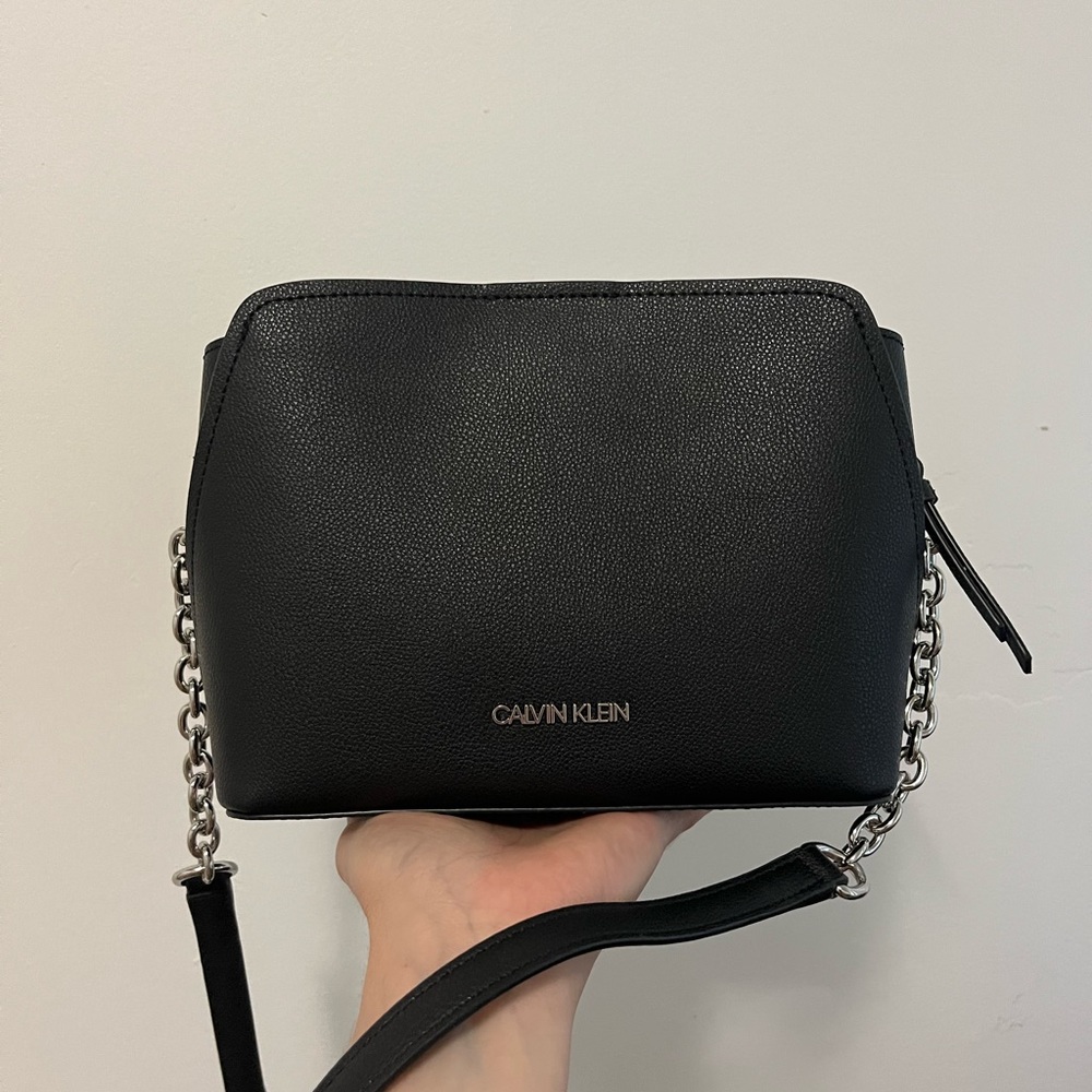 Calvin Klein Hailey Crossbody